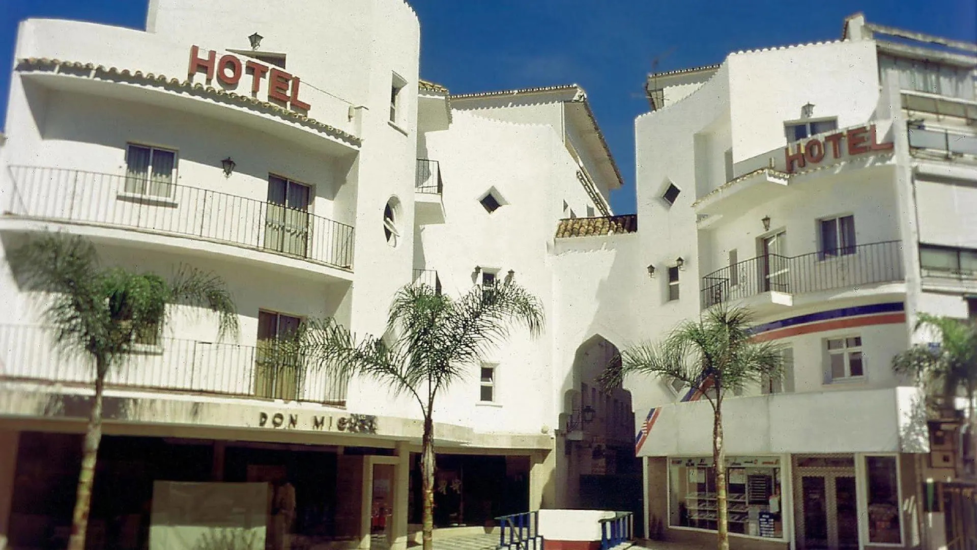 Kristal Hotel Torremolinos 3*,  Spain